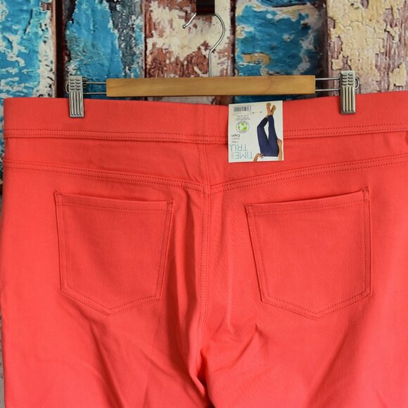 Women's Time And Tru Jegging Capri Fitted Stretch Pants 3XLARGE Orange NEW - Picture 6 of 8